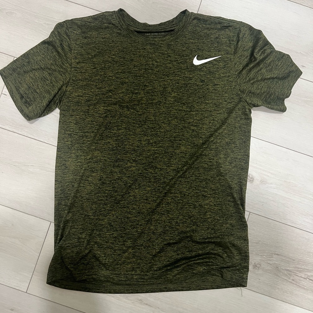 Nike Men's Olive Heather Tee